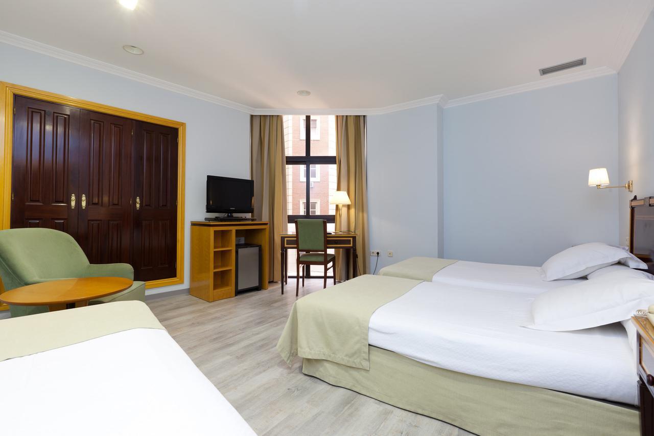 Junior Suite,944514925:JPEG
